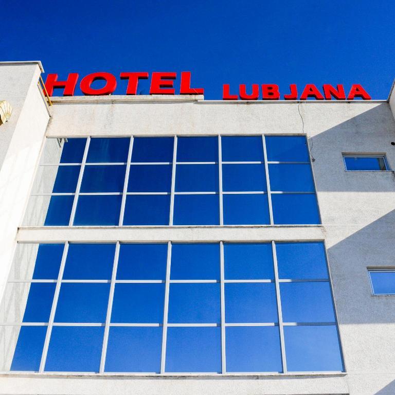 Hotel Lubjana ティラナ エクステリア 写真